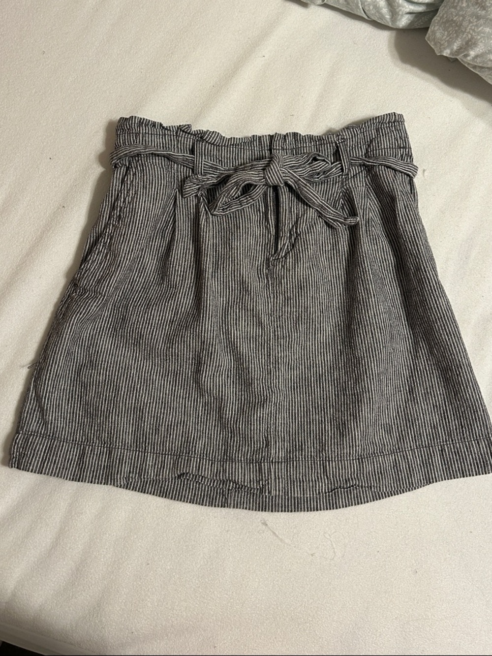 Striped Paperbag Waist Mini Skirt -White/Grey